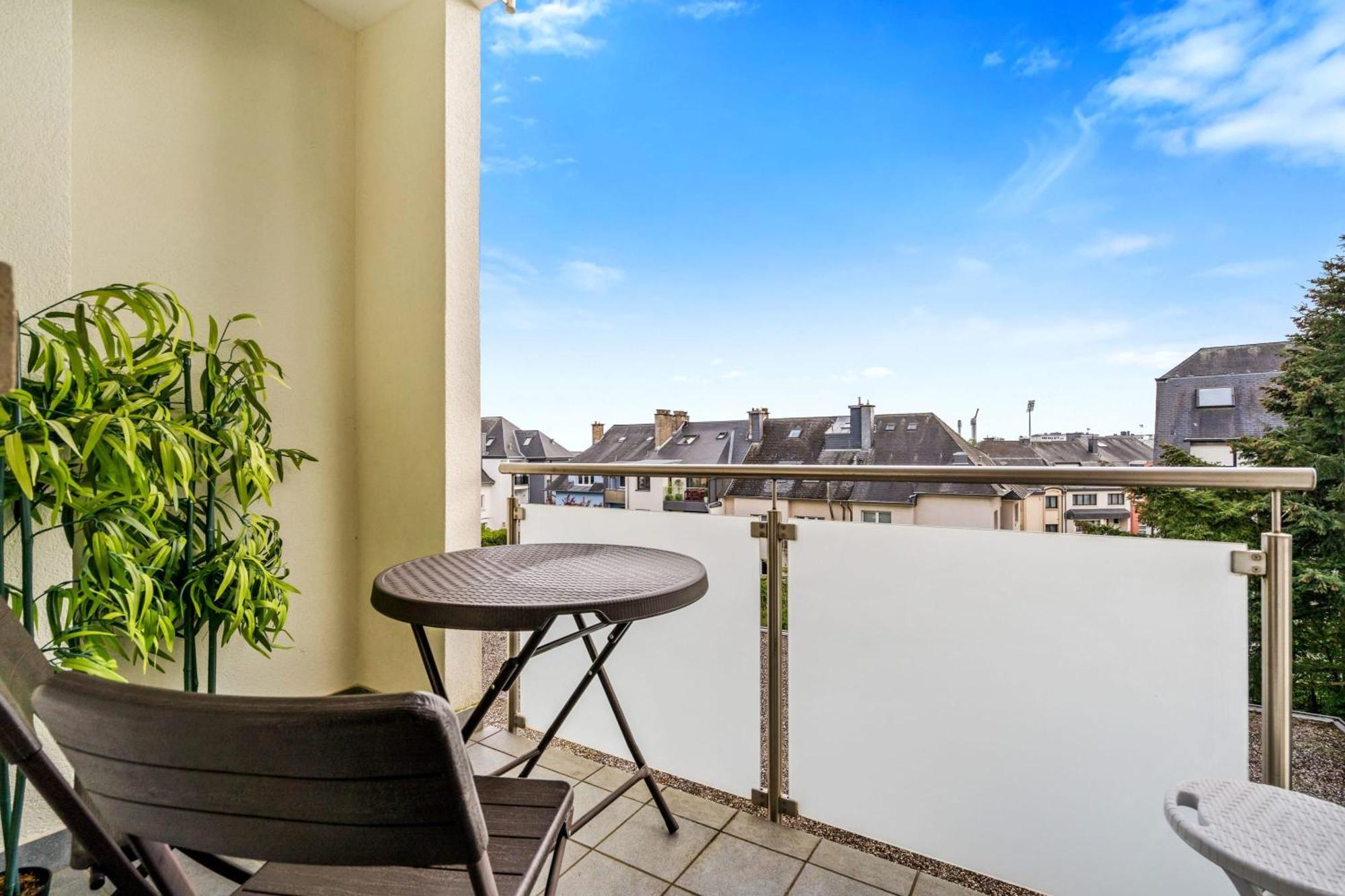 Stylish 2Br Apt In Limpertsberg, Near City Center Luxemburg Exterior foto